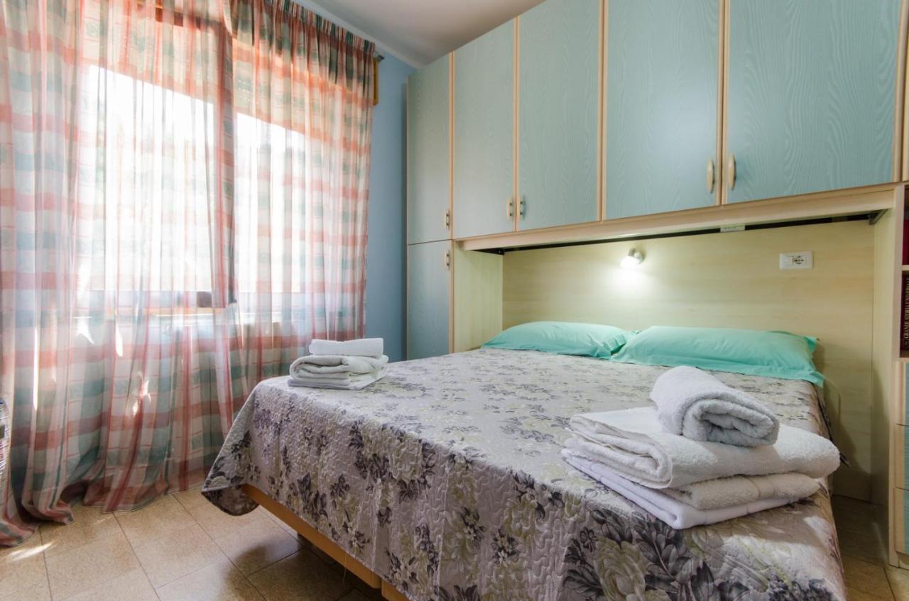 Vacanze A Loceri Ngoại thất bức ảnh